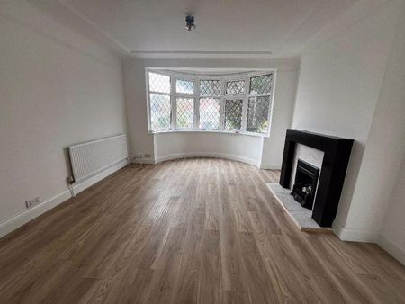 4 bedroom property to rent - Photo 2