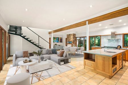 PRIVATE RAINFOREST SANCTUARY – LAWN MAINTENANCE INCLUDED - Photo 3