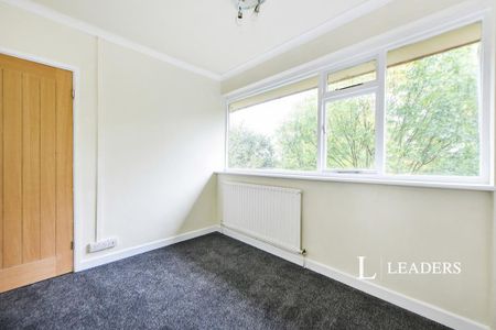 3 bedroom terraced house to rent - Photo 2