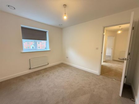 4 Bedroom House To Rent - Photo 3