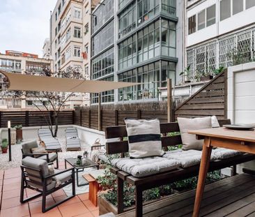 Carrer de Roger de Llúria, Barcelona, Catalonia 08010 - Photo 3