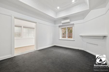 Renovated 3 Bedroom Home in a Convenient Location - Photo 4