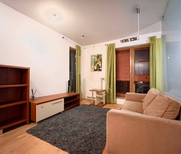 Przestronna kawalerka| 35 m2| Bemowo| Garderoba - Photo 2