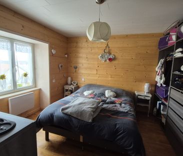 PONTARLIER - APPARTEMENT DE TYPE 3 - GARAGE - BALCON - CAVE - Photo 4