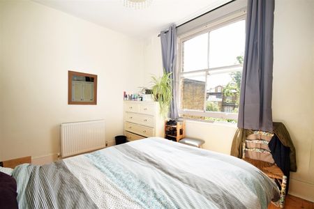 St. Margarets Road, St Margarets, London, TW1, Twickenham - Photo 2