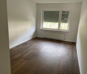 "Schön gelegene 2-Zimmer-Wohnung in gepflegter Wohnlage von Bad Pyr... - Foto 3