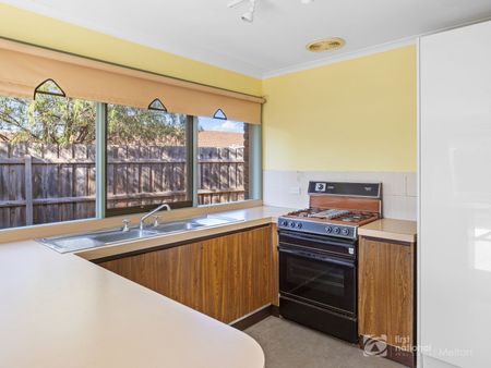 6 Coornong Court, 3337, Kurunjang Vic - Photo 4