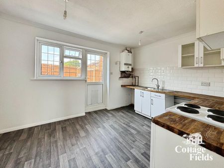 2 bedroom terraced house to rent - Photo 3