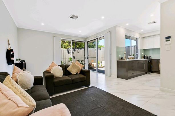 11 Neath Avenue, Dover Gardens SA - Photo 1