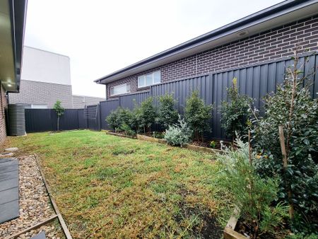 Bright Home - Photo 3