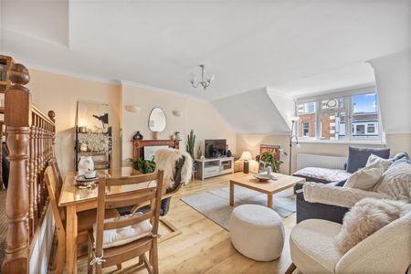 Dennington Park Road, West Hampstead, London - Photo 2