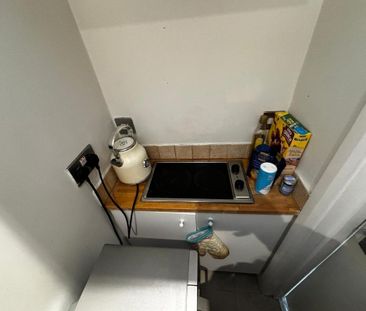 Studio to rent - Photo 4