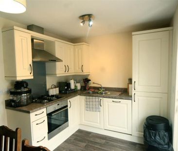 2 bedroom terraced house to rent - Photo 1