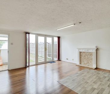 3 bedroom terraced house to rent - Photo 2