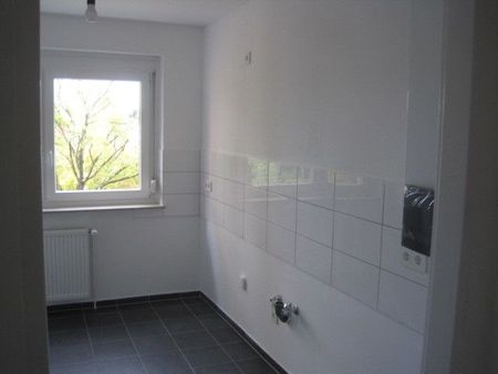 Top Sanierte 2,5-Zimmer-Wohnung mit Balkon in Stadtlage - Photo 5