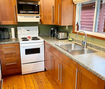 For Lease - 72 59th Street, Wasaga Beach, Ontario - Photo 4