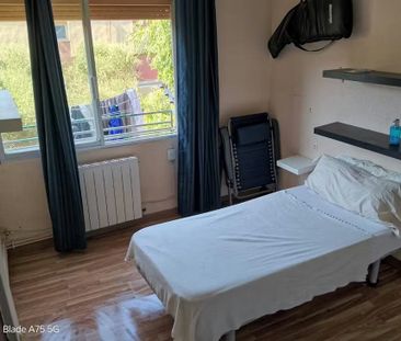 Carrer de Perafita, Barcelona, Catalonia 08033 - Photo 3