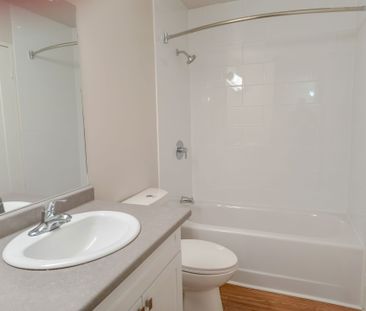 For Lease - 981 Gulf Place Unit# 3, Overbrook - Castleheights and A... - Photo 5