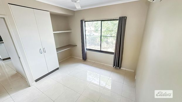 Modern, Stylish & Fully Furnished - Photo 1