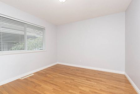 20660 91A Avenue, Langley (Upper) - Photo 3