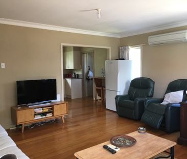 Popular Mount Maunganui Spot! - Photo 1