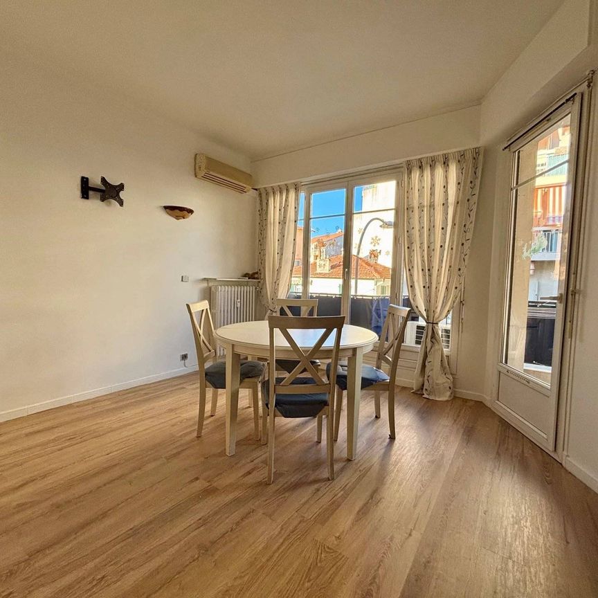 NICE CARRAS - STUDIO MEUBLE AVEC CHAMBRE - BALCON. - Photo 1