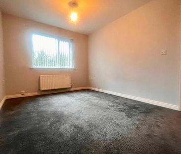 1 Lansdowne Close, Larne, BT40 1JJ - Photo 5