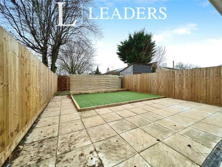 1 bedroom in a house share to rent - Photo 5