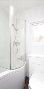 2 bedroom flat in Stockwell - Photo 4