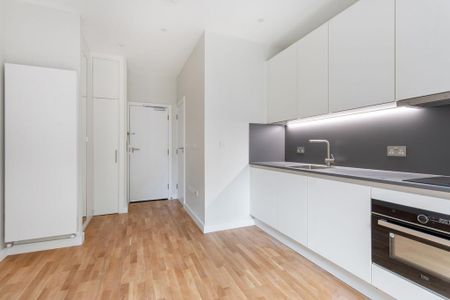 Ground floor flat to rent - Photo 3