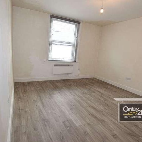 |ref: |, College Place, Southampton, SO15 - Photo 1