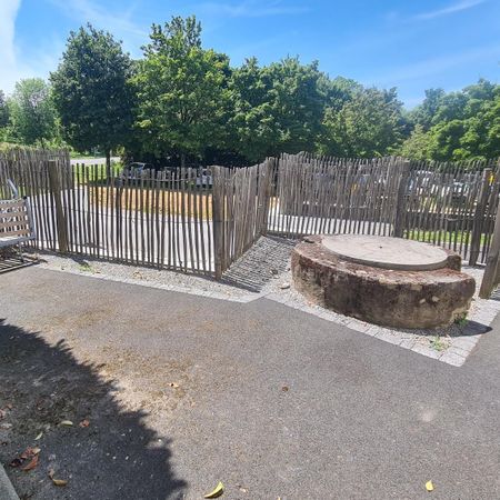 Location Appartement 1 pièce 18m² LA ROCHE SUR YON 85000 - Photo 4