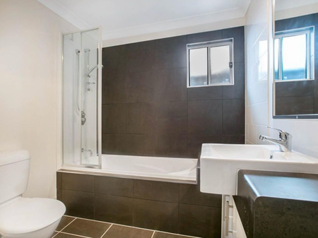 39 Shepherd Street, Wynnum, QLD 4178 - Photo 5