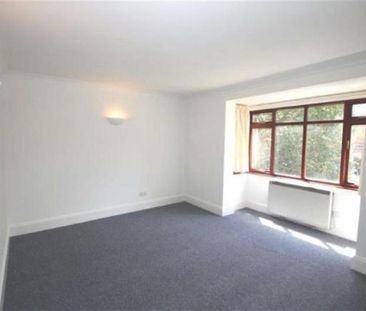 Ray Park Avenue, Maidenhead, Berkshire,SL6 - Photo 3