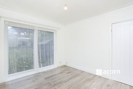 Verdant Lane, London, SE6 - Photo 2