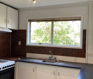 3 Bedrooms on Mataroa Rd - Photo 3