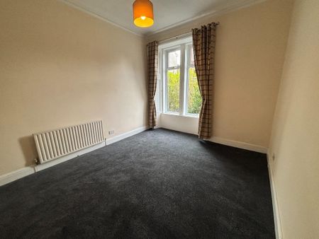 3 bedroom flat to rent - Photo 5
