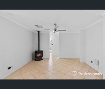 30 Marsala Way, Ellenbrook, WA 6069 - Photo 4