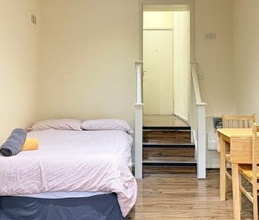 Room in a Shared House, Anson Road, NW2 - Photo 2