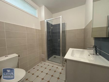 Location Appartement 2 pièces 45m² BRIVE LA GAILLARDE 19100 - Photo 4