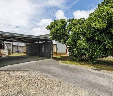 Modern 3-Bedroom House + Sleep Out. - Photo 1