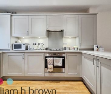 Arthur Turp Close - Photo 1