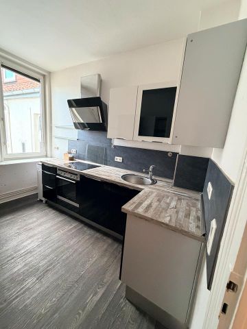 Stillvolle 5 Zimmer -Altbauwohnung mit Blick über die Goslar Alts - Photo 3