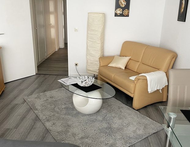 Im Herzen von Leverkusen - Möbliertes Apartment - Foto 1