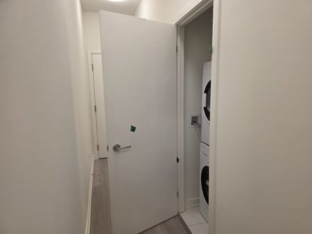 For Lease - 110 Broadway Avenue Unit# 214, Toronto, Ontario - Photo 3