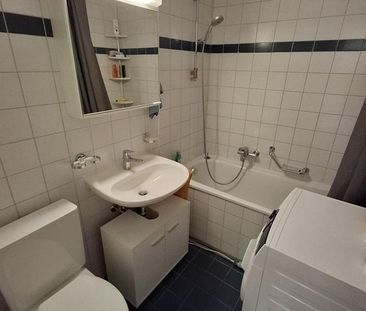 Bel appartement de 3 pièces situé au dernier étage avec vue sur le lac - Foto 3