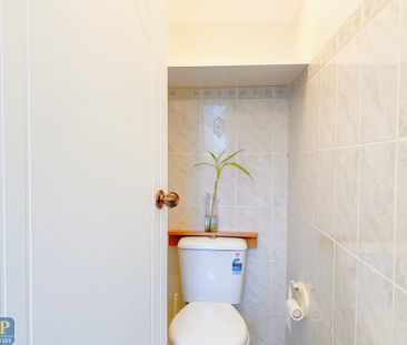 Newly renovated ultra-convenient yet quiet, oversized Townhouse - Photo 6