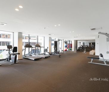 Abbotsford - Photo 2