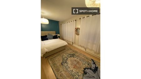 Room for rent in 4-bedroom house in Knocklyon - Photo 3