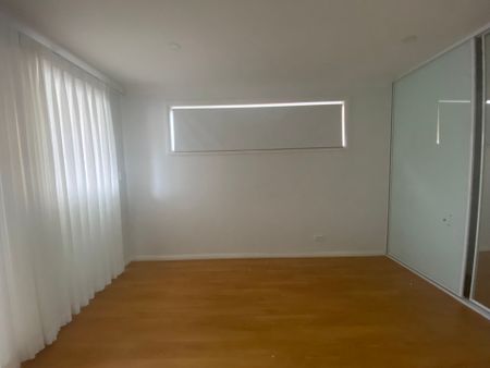 Semi-Detached Home in Cabramatta - Photo 4